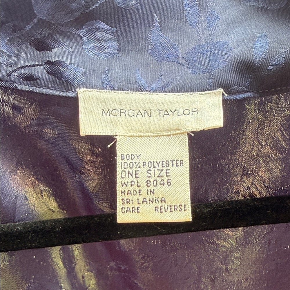 Morgan Taylor Navy Satin Robe - Picture 5 of 8